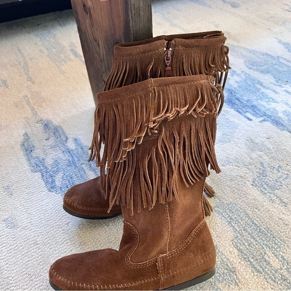 MINNETONKA FRINGE BOOTS ADJUSTABLE LACES ZIPPER BROWN SIZE 7 HANDMADE - Picture 10 of 10